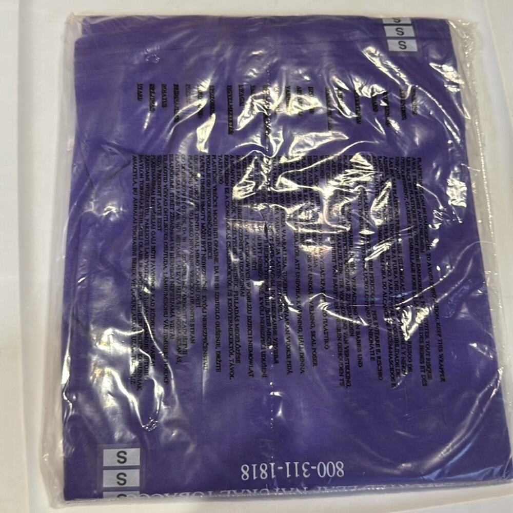 NWT Kona Coffee Flavor HULA GIRL CIGARS Aloha from Hawaii Small Purple T-Shirt - Picture 2 of 6